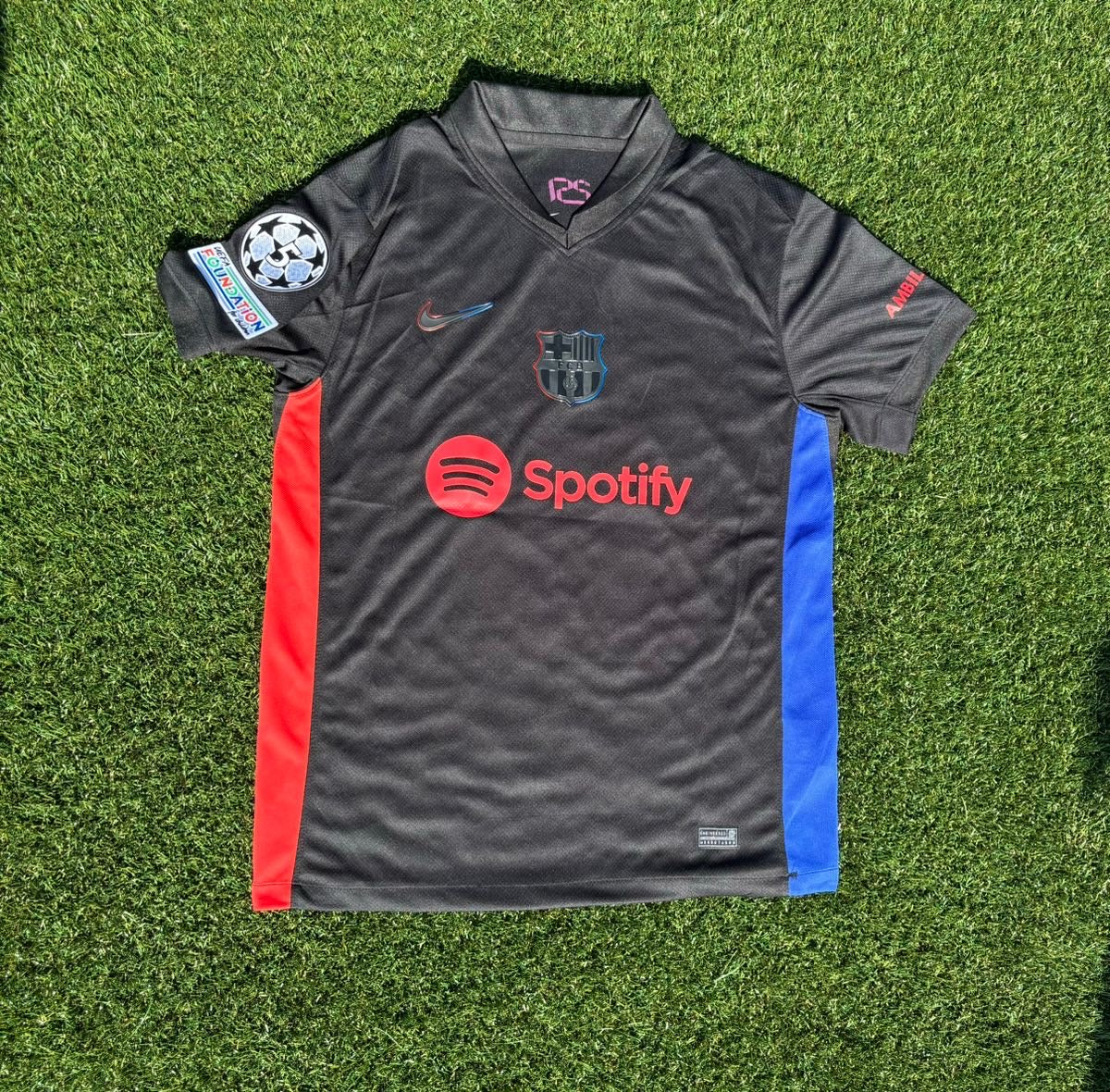 FC Barcelona away kit 2024-2025 X Lamine Yamal